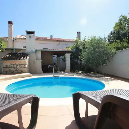 Holiday home Holiday Ambrozio